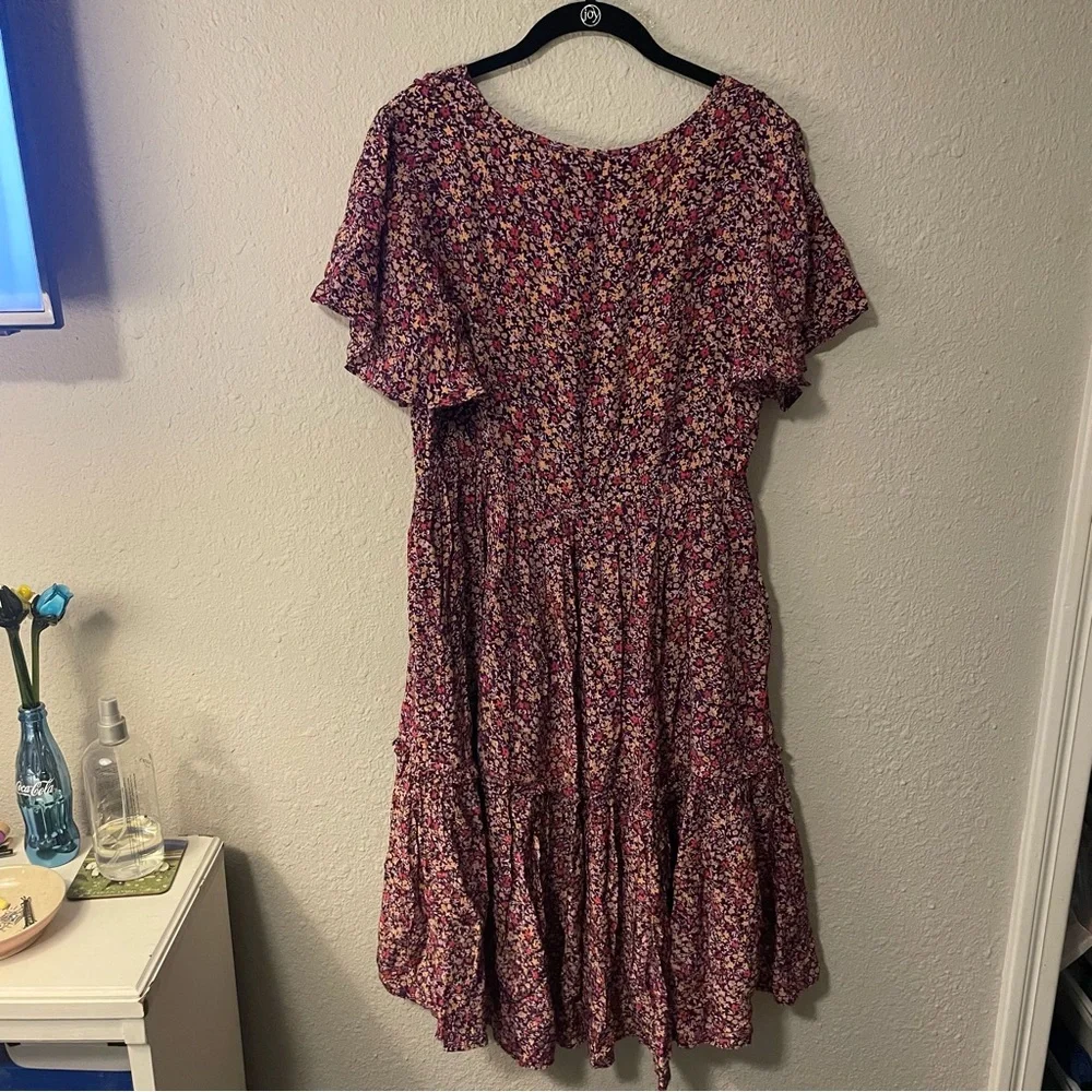 NWT Purple Sundance Mulberry Crepe Floral Tiered Dress, Size Medium - Picture 3 of 4